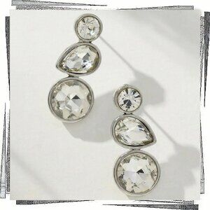NWT: Triple Crystal Drop Earrings In Silver